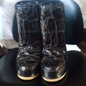 The Original Moon Boots metallic - black Vinyl